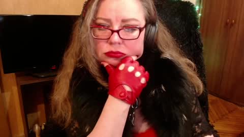 miss Tress online show from December 24, 2024, 8:05 pm