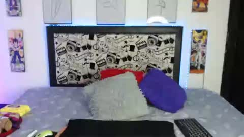 Snapshot of normaa22 chatting on November 12, 2025, 11:36 pm Norma online show from November 12, 2025, 11:36 pm