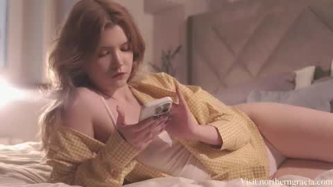 Snapshot of northern_gracia chatting on September 28, 2025, 1:05 pm Gracia 150 online show from September 28, 2025, 1:05 pm