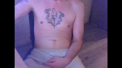 nostrezzzcum online show from November 11, 2025, 2:55 am