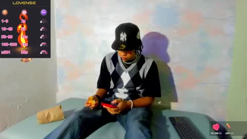 HOFFMAN online show from December 5, 2024, 1:06 pm