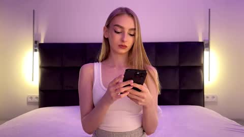 Goldie online show from November 2, 2025, 4:20 pm