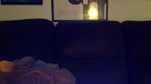 Snapshot of notsolatino chatting on December 17, 2024, 12:45 am notso online show from December 17, 2024, 12:45 am