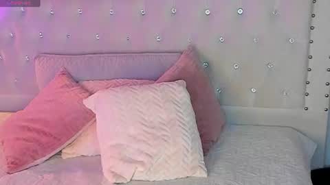 NOVAH online show from August 9, 2026, 4:06 am
