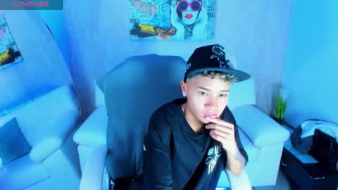 Snapshot of nova_sex1 chatting on October 30, 2025, 5:20 am nova online show from October 30, 2025, 5:20 am