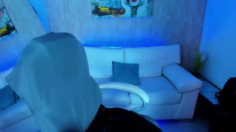 Snapshot of nova_sex1 chatting on November 9, 2025, 5:39 am nova online show from November 9, 2025, 5:39 am