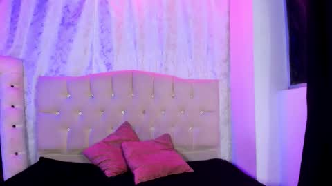 Snapshot of nova_sex1 chatting on November 26, 2025, 2:01 am nova online show from November 26, 2025, 2:01 am