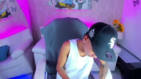 Snapshot of nova_sex1 chatting on January 7, 2026, 9:39 pm nova online show from January 7, 2026, 9:39 pm