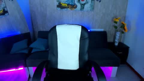 Snapshot of nova_sex1 chatting on February 20, 2026, 2:19 am nova online show from February 20, 2026, 2:19 am