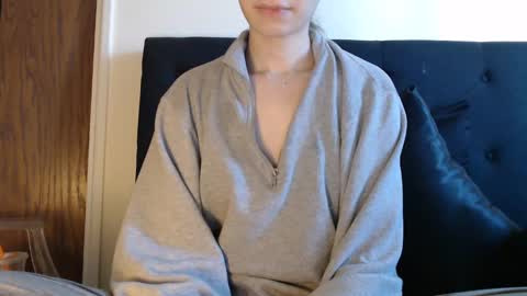 Olivia online show from January 4, 2025, 6:19 pm