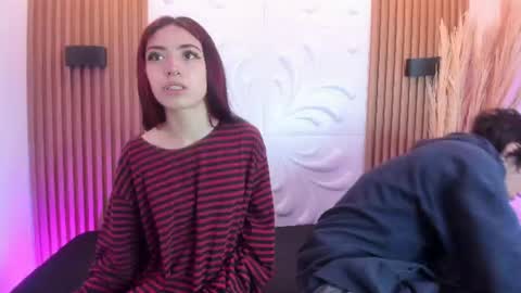Snapshot of noxvex_bms chatting on July 14, 2026, 12:33 pm MOLLY online show from July 14, 2026, 12:33 pm