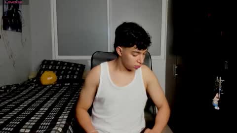 Snapshot of noxx_stark chatting on February 1, 2026, 1:15 am Noxx online show from February 1, 2026, 1:15 am