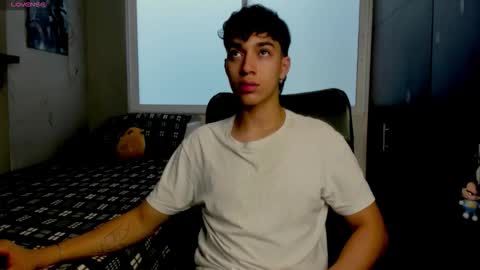 Snapshot of noxx_stark chatting on February 4, 2026, 6:25 pm Noxx online show from February 4, 2026, 6:25 pm