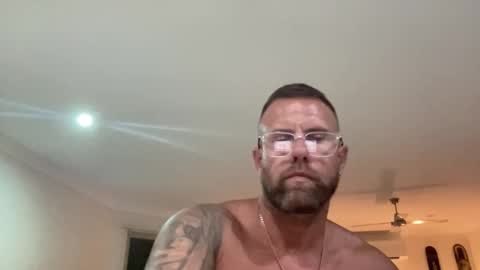 nudemoto online show from February 1, 2026, 3:32 pm