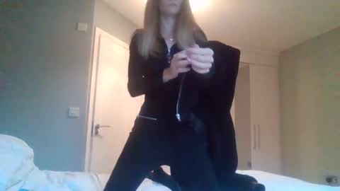 Snapshot of nudgemanalice69 chatting on October 17, 2025, 8:17 am Alice Nudgeman online show from October 17, 2025, 8:17 am