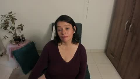 nuit_rose online show from June 29, 2026, 11:43 am