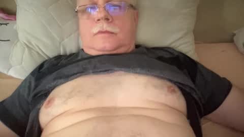 nukiss online show from November 18, 2025, 9:36 am