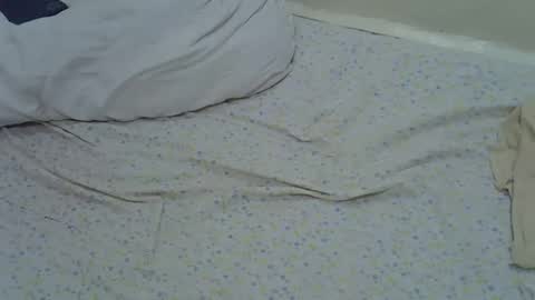 Snapshot of nunu_40 chatting on February 11, 2026, 5:07 pm nunu_40 online show from February 11, 2026, 5:07 pm