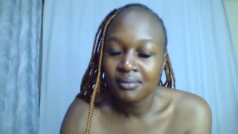 Snapshot of nutgal_ chatting on June 18, 2026, 11:53 pm nutgal online show from June 18, 2026, 11:53 pm