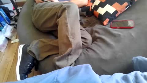 Snapshot of nuts4play chatting on November 2, 2025, 5:04 pm Piecer online show from November 2, 2025, 5:04 pm