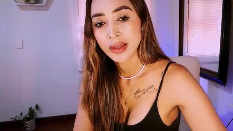 Nycole online show from March 12, 2026, 2:45 pm