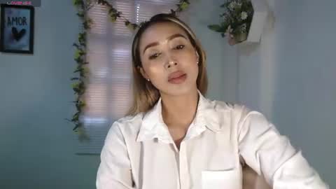 Snapshot of nycole_1988 chatting on July 29, 2026, 5:00 pm Nycole online show from July 29, 2026, 5:00 pm
