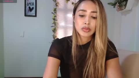 Snapshot of nycole_1988 chatting on July 30, 2026, 6:18 pm Nycole online show from July 30, 2026, 6:18 pm