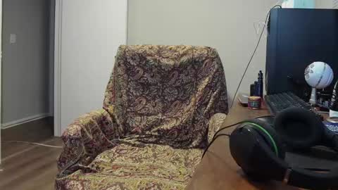 Nyctophilic online show from February 9, 2025, 10:53 am