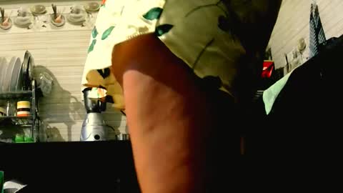 Snapshot of nylonseductress chatting on November 30, 2025, 1:20 am Scarlett online show from November 30, 2025, 1:20 am