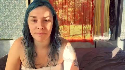 Snapshot of nympharabelle chatting on October 13, 2025, 6:35 am Creamy Grapefruit online show from October 13, 2025, 6:35 am