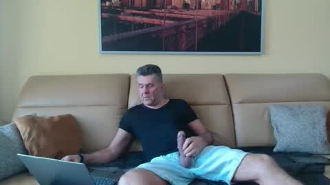 Snapshot of nymphomanboy chatting on February 20, 2026, 7:43 am Marc online show from February 20, 2026, 7:43 am