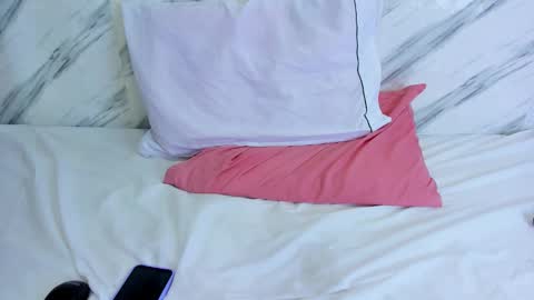 xionela gates online show from January 24, 2025, 12:09 am