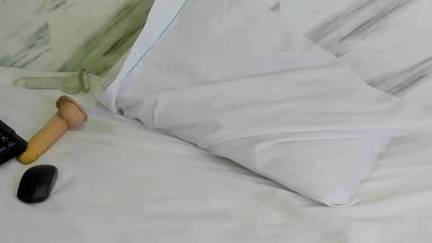 xionela gates online show from January 26, 2025, 7:31 pm