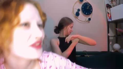 nyra_thira online show from February 12, 2026, 8:59 pm