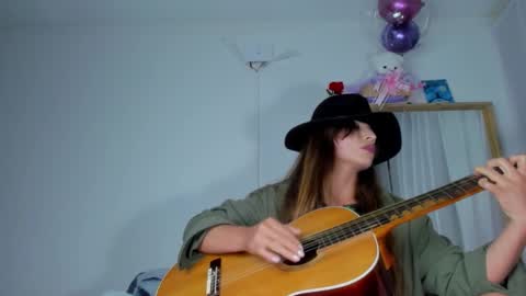 Laura nyu online show from November 27, 2025, 10:45 pm