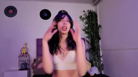 Snapshot of nyx_nayla chatting on September 13, 2025, 4:01 am online show from September 13, 2025, 4:01 am