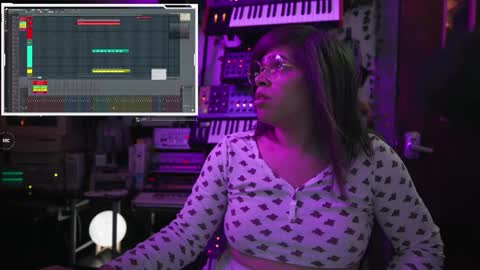 NyxRaven online show from December 20, 2024, 11:00 am