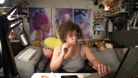 NyxRaven online show from December 31, 2024, 10:56 pm