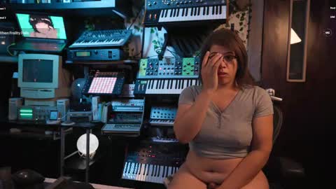 NyxRaven online show from October 2, 2025, 6:04 pm