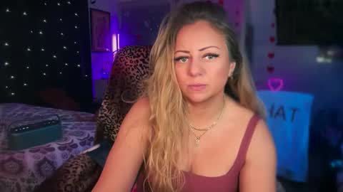 Snapshot of nyxxen chatting on February 16, 2026, 1:02 am nyxxen online show from February 16, 2026, 1:02 am