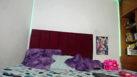 Snapshot of nyxxx_rouge chatting on April 2, 2026, 6:11 am nyxxx_rouge online show from April 2, 2026, 6:11 am