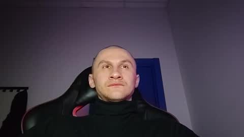 Snapshot of o1__1o chatting on February 17, 2026, 1:24 am o1__1o online show from February 17, 2026, 1:24 am