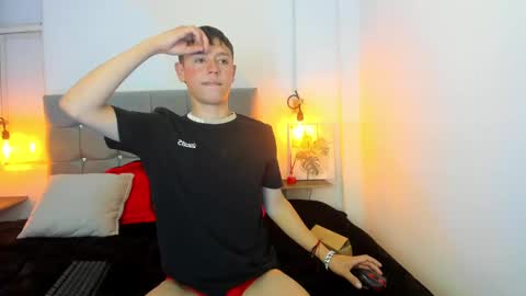 Lyam online show from December 6, 2024, 4:03 am