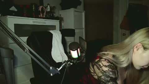Goddess Carrie online show from April 21, 2026, 2:51 am
