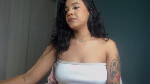 Vale online show from September 25, 2025, 11:30 pm