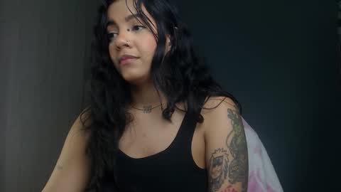 Vale online show from October 5, 2025, 12:42 am