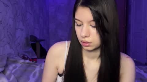 Snapshot of obsidian_glow chatting on November 19, 2025, 8:14 am Amelia online show from November 19, 2025, 8:14 am