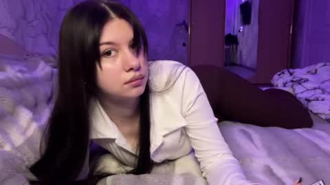 Snapshot of obsidian_glow chatting on November 21, 2025, 8:35 am Amelia online show from November 21, 2025, 8:35 am