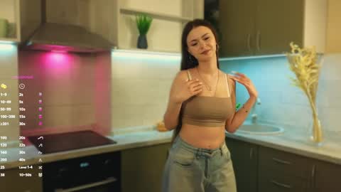 Bella online show from April 7, 2026, 3:12 pm