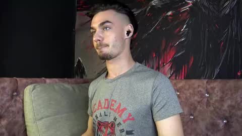 OceanHeart online show from December 17, 2025, 4:35 pm